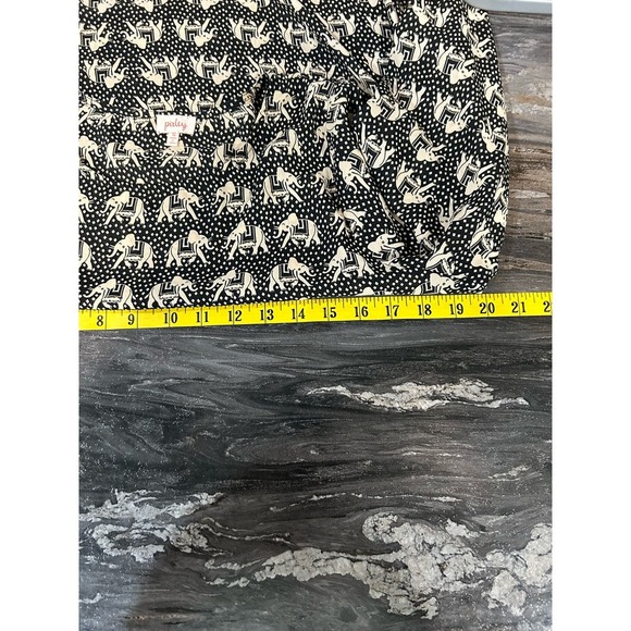 Pixley Women’s Top Size Small Elephant Novelty Print Lightweight Work Office - Picture 8 of 10